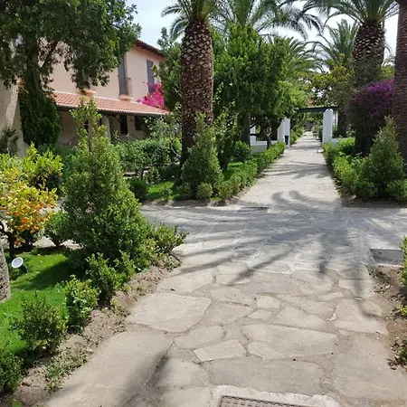 Casa Villaggio La Tonnara Di Tindari Apart Otel *